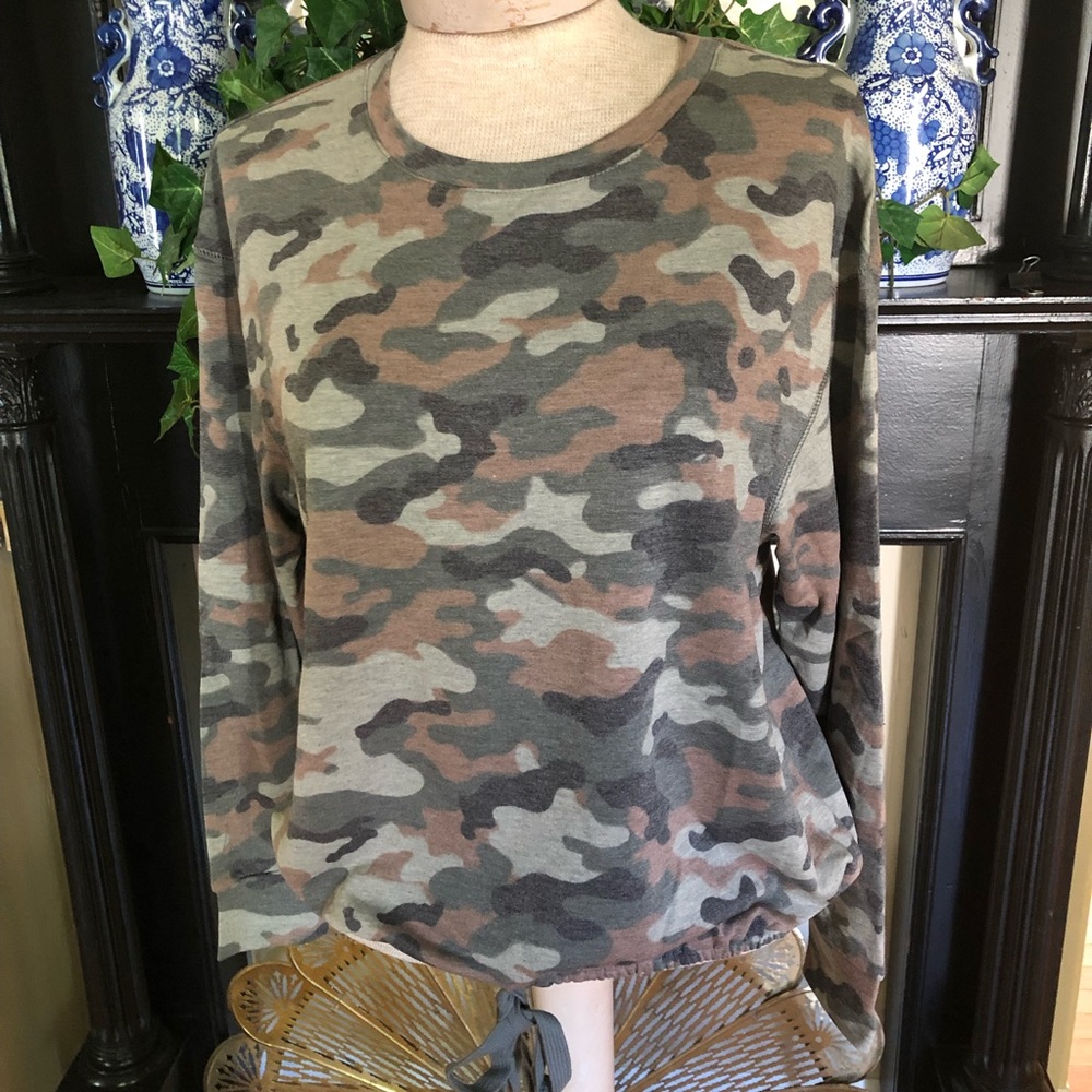 White Willow sweatshirt